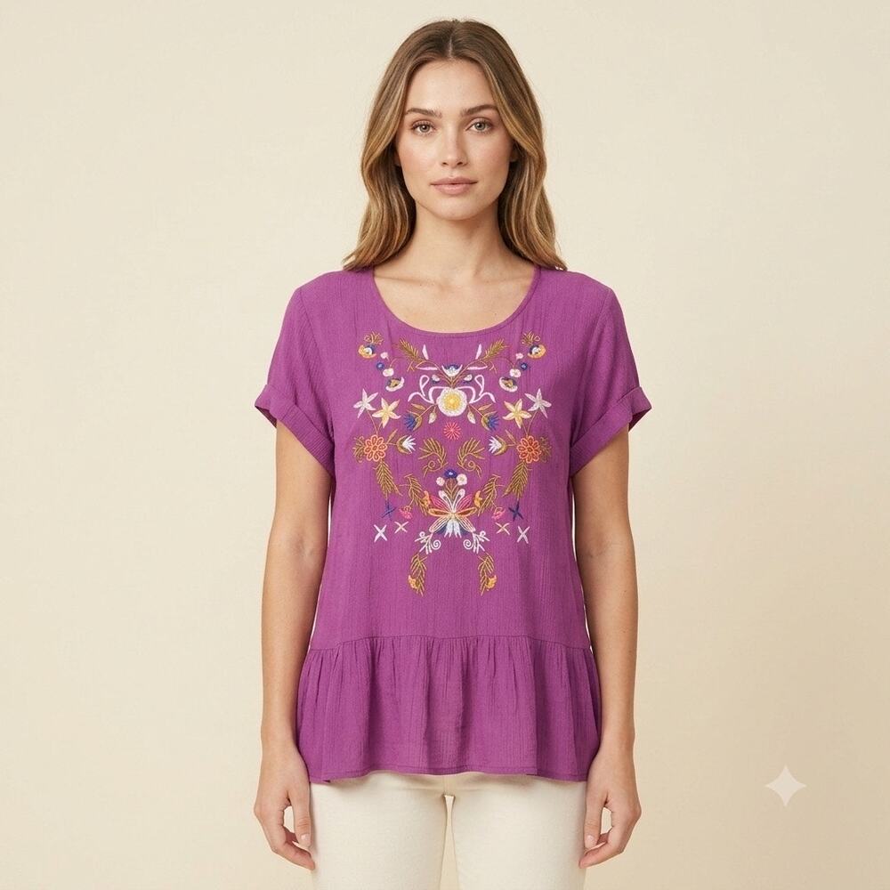 164-Umgee Embroidered Top size L / PTP 22”